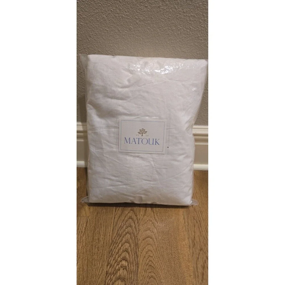 Matouk Nocturne King Fitted Sheet White 600TC Egyptian Cotton Sateen 17